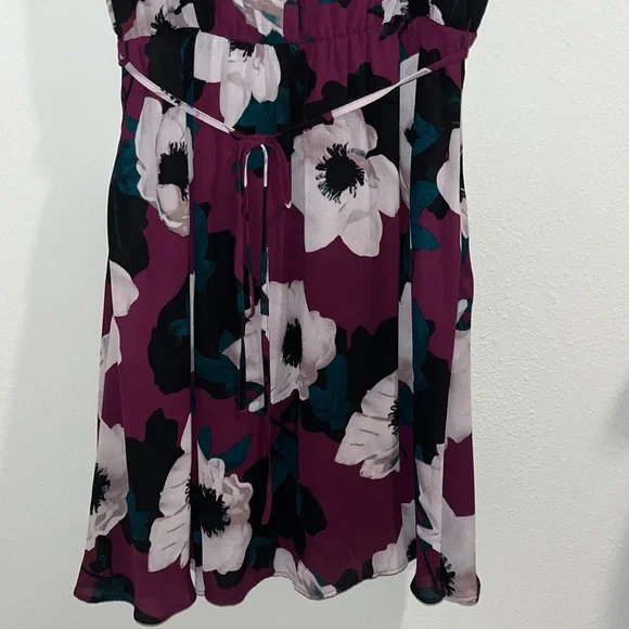 Banana Republic Dress - Picture 2 of 8